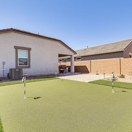 Maricopa Home With Putting Green And Covered Patio! Exterior photo