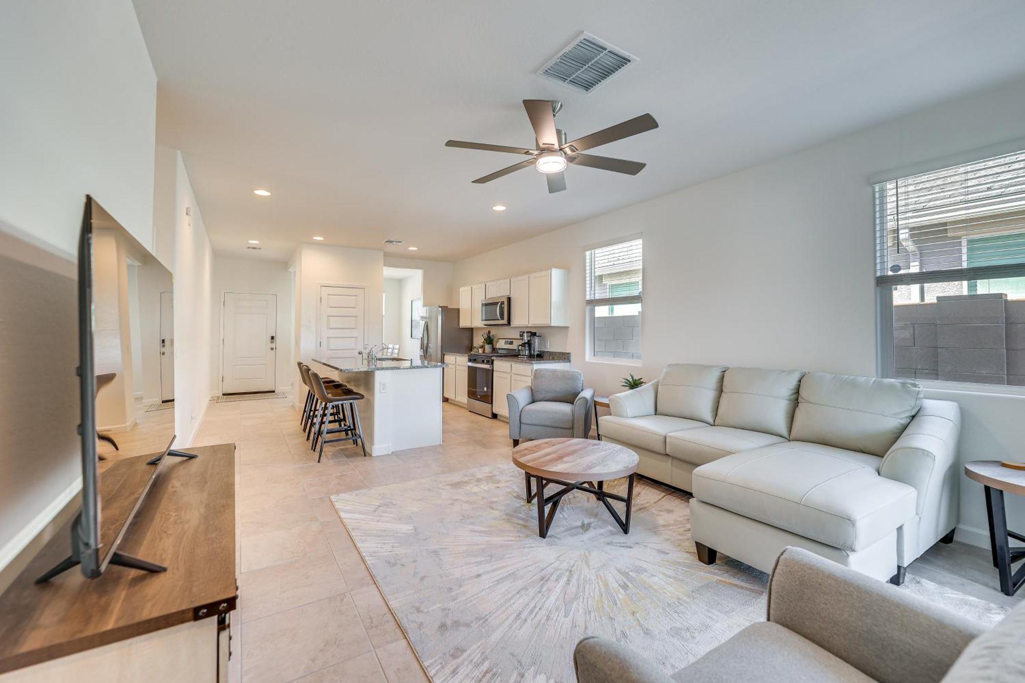 Maricopa Home With Putting Green And Covered Patio! Exterior photo